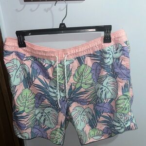 Original Use Pink and Green Leaf Print Men's Athletic Shorts